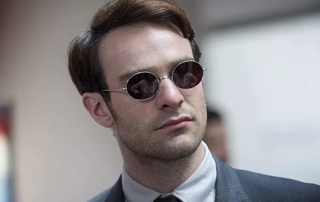 In 'Daredevil' (2003) Matt Murdock requires glasses. This is a reference to  the fact that all justice is blind. Confirmed by the director in a Q&A. :  r/shittymoviedetails