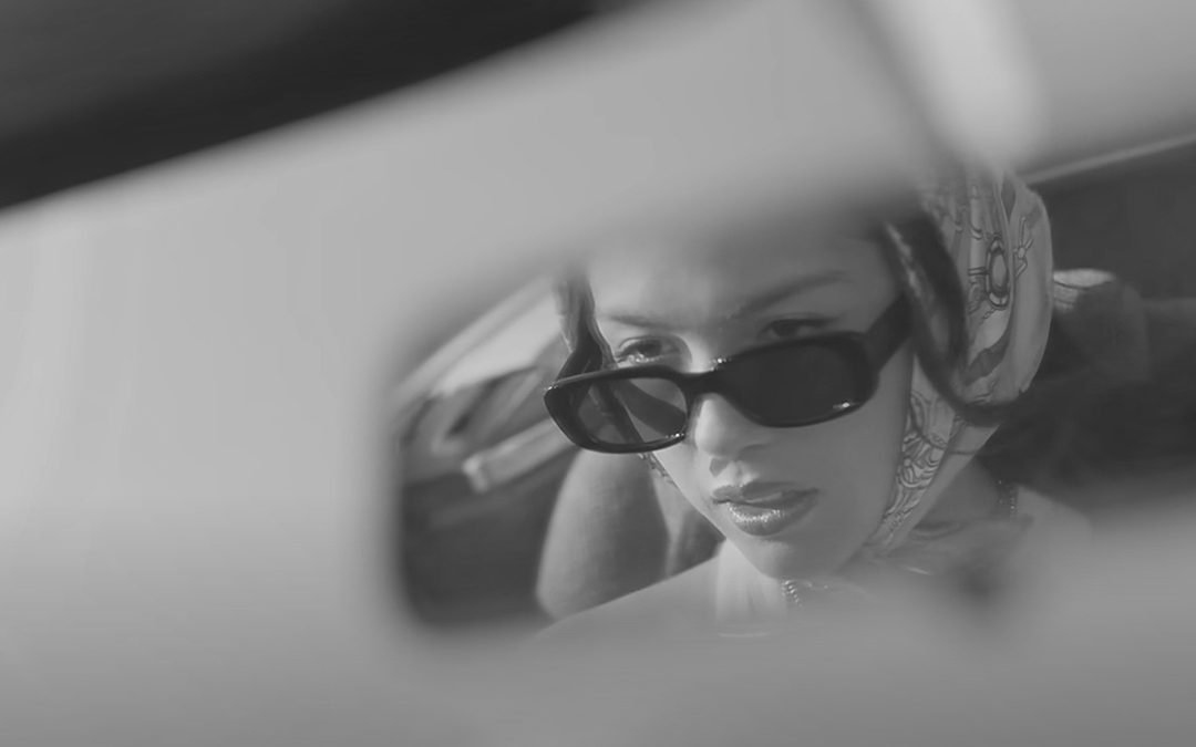 Olivia-Rodrigo-Sunglasses