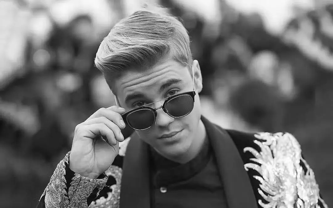 Exploring Justin Bieber’s Sunglasses Collection: A Look at His Top Brands